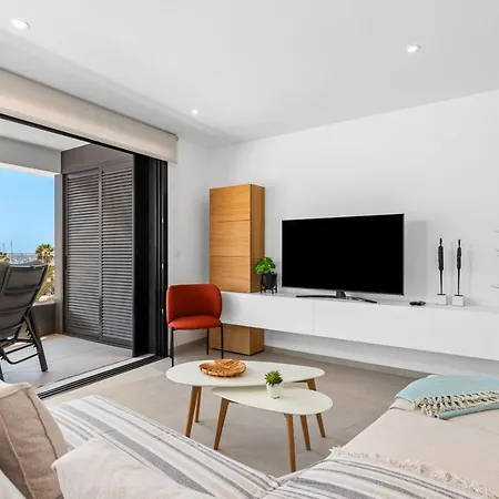 Elegance Apartment 
